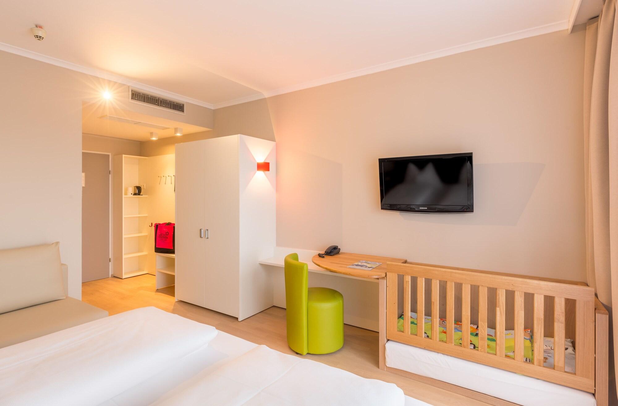 All In Red Thermenhotel Lutzmannsburg Ngoại thất bức ảnh