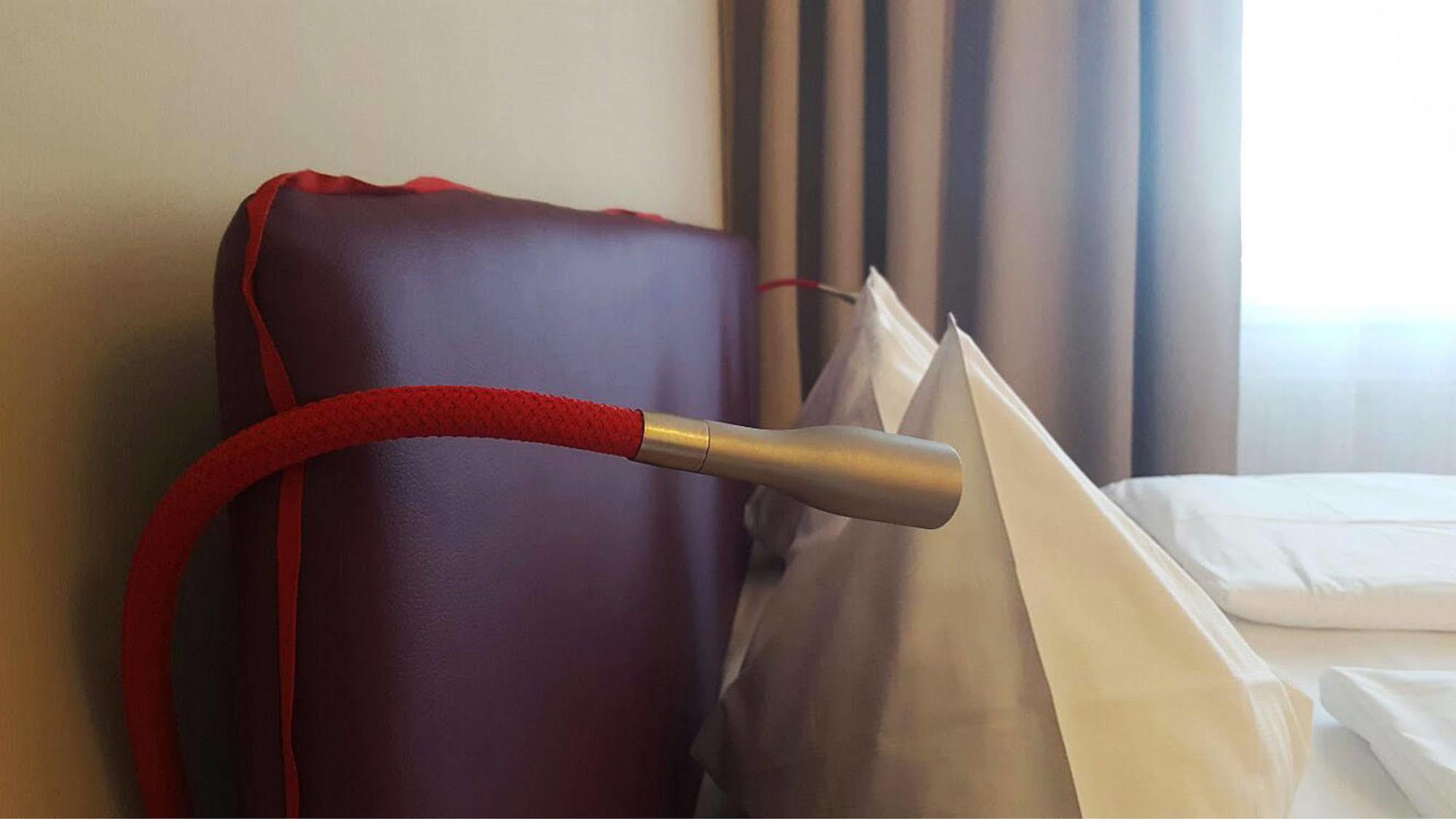 All In Red Thermenhotel Lutzmannsburg Ngoại thất bức ảnh